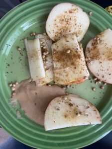 Apple and tahini - Danielle's daily routine and food diary